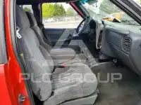 2000 Chevrolet S10 фото