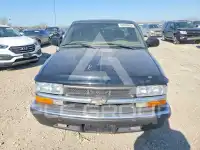 2000 Chevrolet S10 фото
