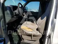 2000 Chevrolet Express photo