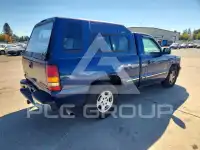 2000 Chevrolet Silverado photo