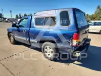 2000 Chevrolet Silverado photo