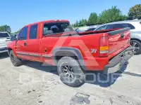 2000 Chevrolet Silverado photo