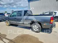 2000 Chevrolet Silverado photo