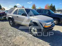 2000 Chevrolet Blazer photo
