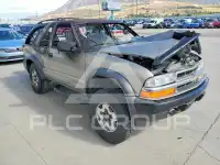 2000 Chevrolet Blazer photo