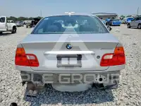 2000 BMW 328 photo