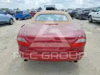 2000 Jaguar XK8 photo