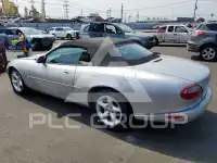2000 Jaguar XK8 photo