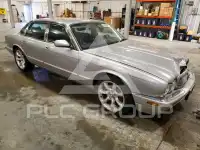 2000 Jaguar XJR фото