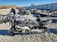 2000 Honda CBR photo