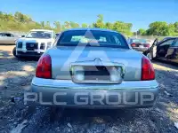 2000 Lincoln Town фото