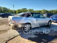 2000 Mercedes Benz CLK фото