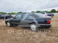 2000 Mercedes Benz E-Class photo