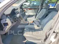 2000 Mercedes Benz E-Class photo