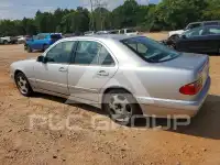 2000 Mercedes Benz E-Class photo