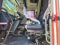 2000 Volvo VNL photo