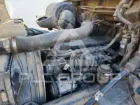 2000 Volvo VNL photo