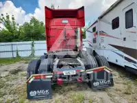 2000 Volvo VNL photo