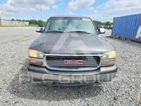 2000 GMC Sierra photo