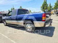 2000 GMC Sierra photo