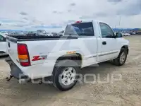 2000 GMC Sierra photo