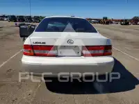 2000 Lexus ES300 photo
