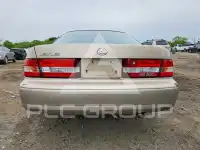 2000 Lexus ES300 photo
