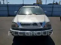 2000 Lexus RX300 photo