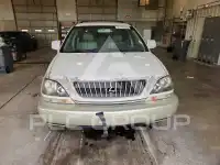 2000 Lexus RX300 photo