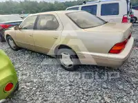 2000 Lexus LS400 photo