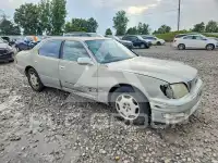 2000 Lexus LS400 photo