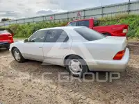 2000 Lexus LS photo