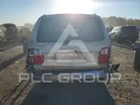 2000 Lexus LX470 photo