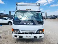 2000 Isuzu NPR photo