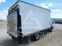 2000 Isuzu NPR photo