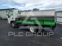 2000 Isuzu NPR photo