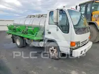 2000 Isuzu NPR photo