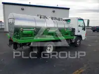2000 Isuzu NPR photo