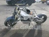 2000 Yamaha YZF1000 фото