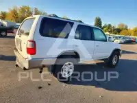 2000 Toyota 4 RUNNER photo