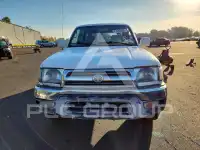 2000 Toyota 4 RUNNER photo