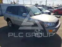 2000 Toyota RAV4 photo