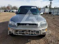 2000 Toyota RAV4 фото