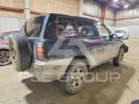 2000 Toyota RAV4 photo