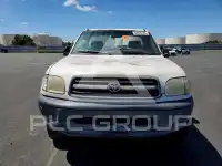 2000 Toyota  фото