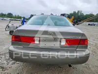 2000 Toyota  фото
