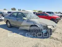 2000 Toyota CAMRY фото