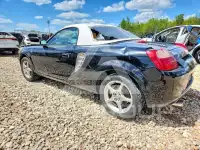 2000 Toyota MR2 фото