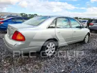 2000 Toyota AVALON фото