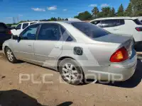 2000 Toyota AVALON photo